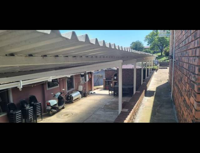 3 BEDROOM HOUSE FOR SALE IN WOODLANDS